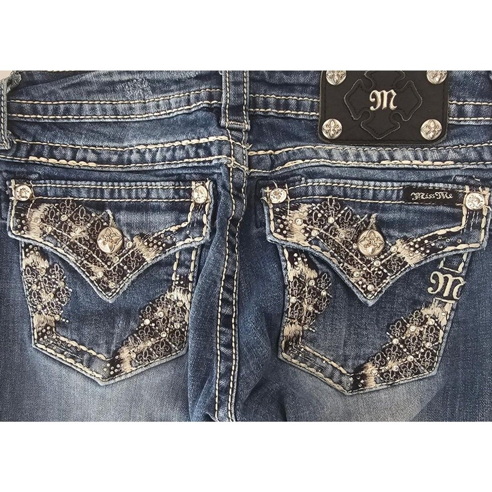 Miss Me Size 27 Jeans Fleur De Lis Rhinestone Capri Sequin Flap Pocket Crop - Picture 9 of 12